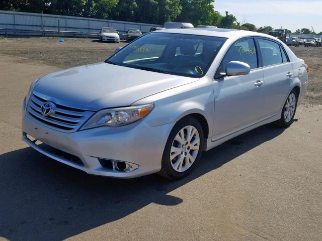 4T1BK3DB4CU469911 - 2012 TOYOTA AVALON BAS SILVER photo 2