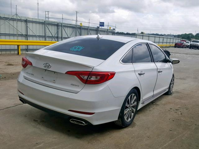 5NPE34AF5FH069320 - 2015 HYUNDAI SONATA SPO WHITE photo 4