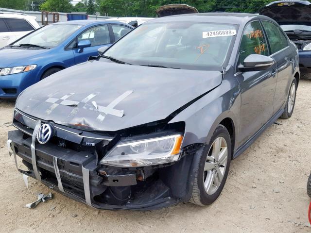 3VW637AJ7DM267394 - 2013 VOLKSWAGEN JETTA HYBR GRAY photo 2