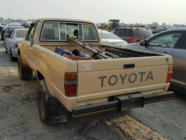 JT4RN67P1J8009291 - 1988 TOYOTA PICKUP XTR TAN photo 3