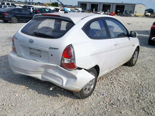 KMHCM3AC6BU188171 - 2011 HYUNDAI ACCENT GL WHITE photo 4