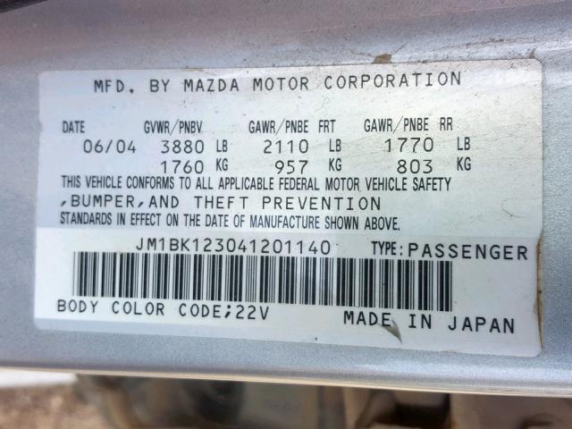 JM1BK123041201140 - 2004 MAZDA 3 S SILVER photo 10