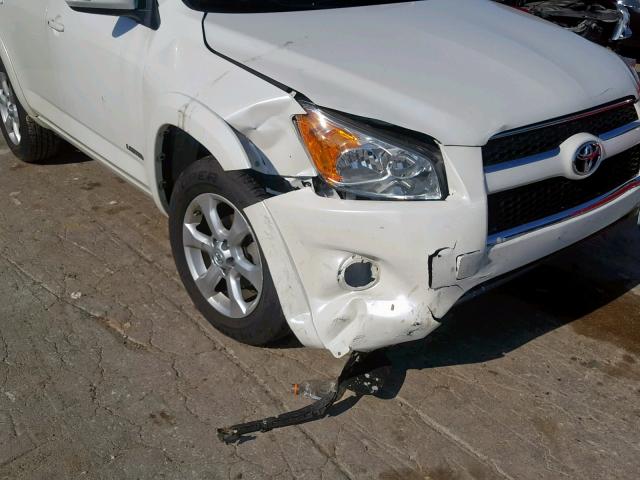 JTMYF4DV2A5015716 - 2010 TOYOTA RAV4 LIMIT WHITE photo 9