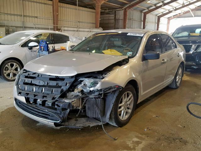 3FAHP0GA3AR245136 - 2010 FORD FUSION S TAN photo 2