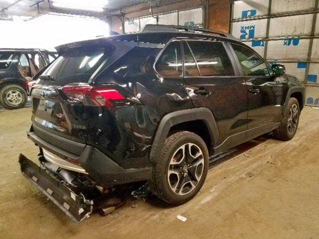 2T3J1RFV2KW045514 - 2019 TOYOTA RAV4 ADVEN BLACK photo 4