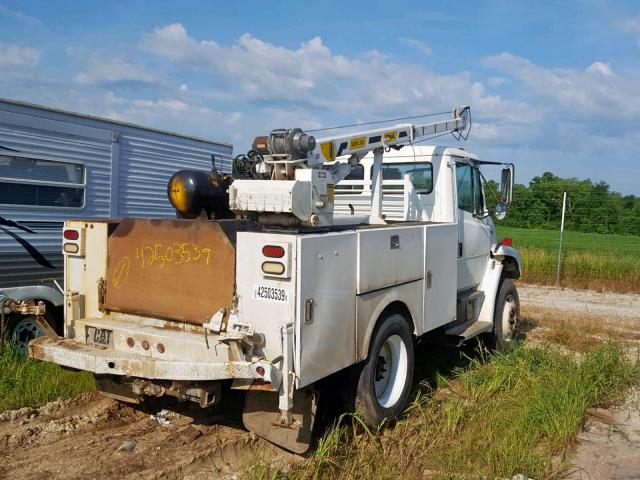 1FVABSAK51HH67833 - 2001 FREIGHTLINER MEDIUM CON WHITE photo 4