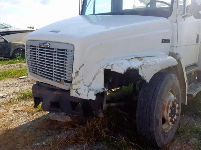 1FVABSAK51HH67833 - 2001 FREIGHTLINER MEDIUM CON WHITE photo 9