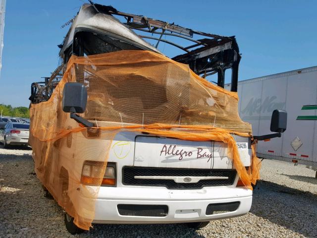 5B4MP67G633369697 - 2003 WORKHORSE CUSTOM CHASSIS MOTORHOME BURN photo 1