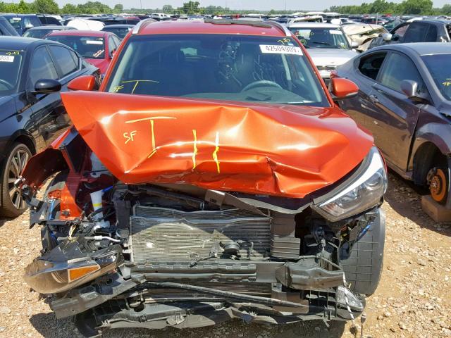 KM8J33A46HU405472 - 2017 HYUNDAI TUCSON LIM ORANGE photo 7