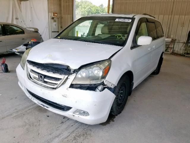 5FNRL38856B110577 - 2006 HONDA ODYSSEY TO WHITE photo 2