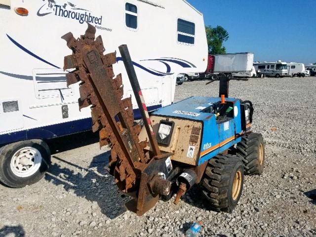 4T0144 - 2000 MISC TRENCHER BLUE photo 2