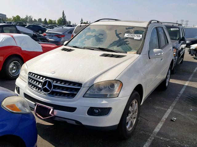 4JGBB86E37A216039 - 2007 MERCEDES-BENZ ML 350 WHITE photo 2