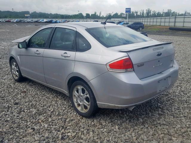 1FAHP36N69W121411 - 2009 FORD FOCUS SES SILVER photo 3