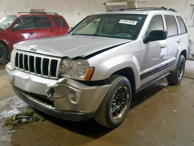 1J4HR48N56C182120 - 2006 JEEP GRAND CHER SILVER photo 2