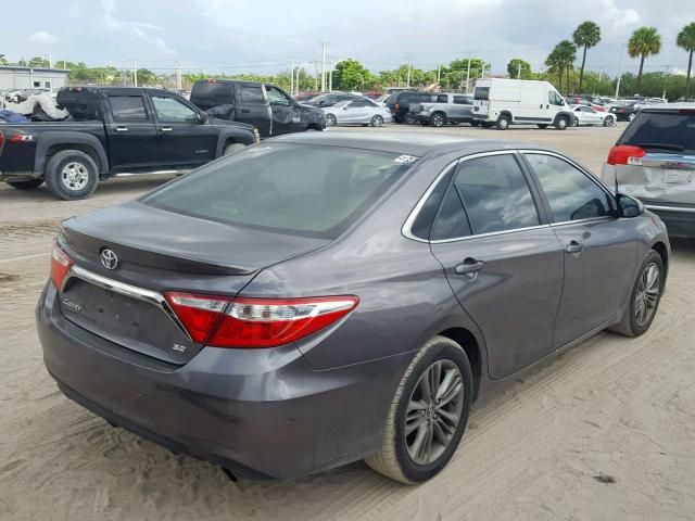 4T1BF1FK4FU011716 - 2015 TOYOTA CAMRY LE GRAY photo 4