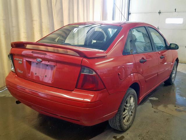 1FAHP34N47W147134 - 2007 FORD FOCUS ZX4 RED photo 4