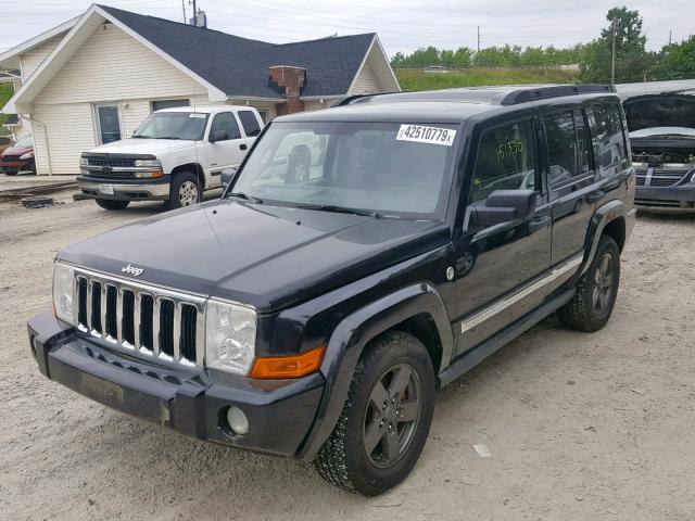 1J8HG48N26C105418 - 2006 JEEP COMMANDER BLACK photo 2