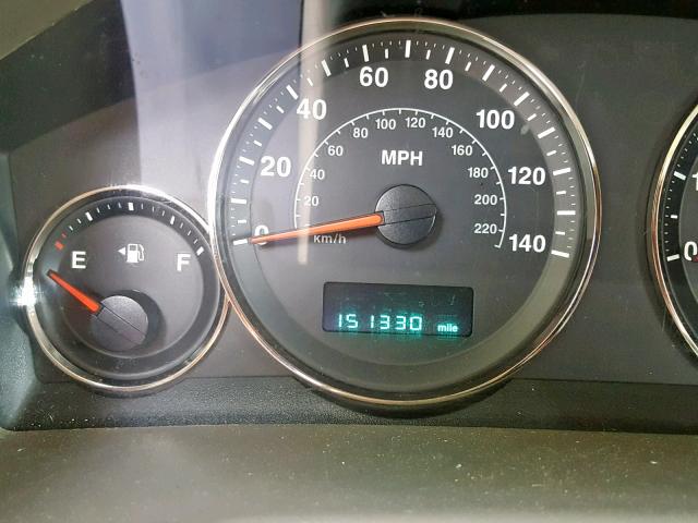 1J8HG48N26C105418 - 2006 JEEP COMMANDER BLACK photo 8