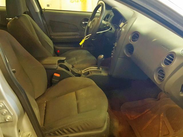 2G2WP522941221502 - 2004 PONTIAC GRAND PRIX SILVER photo 5