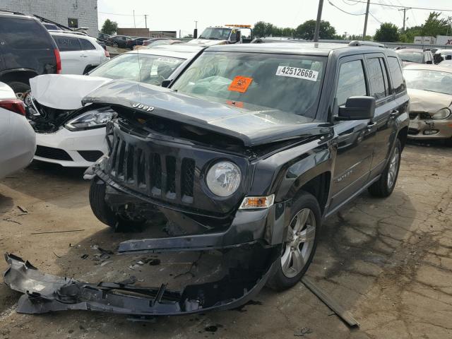 1C4NJPCB2ED909317 - 2014 JEEP PATRIOT LI BLACK photo 2