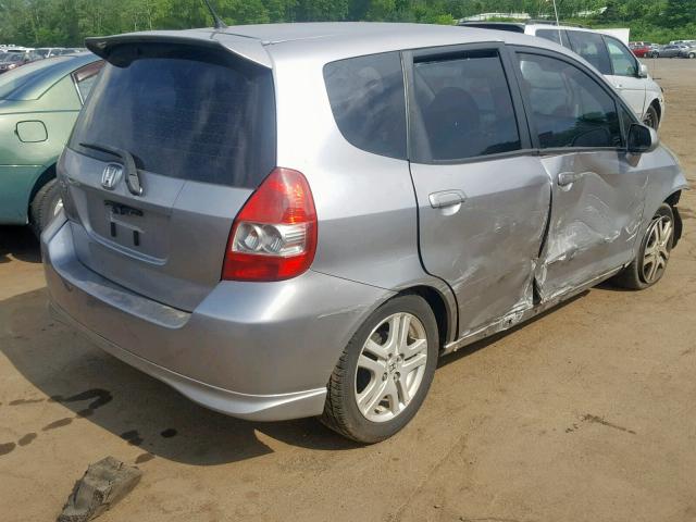 JHMGD37677S043231 - 2007 HONDA FIT S SILVER photo 4