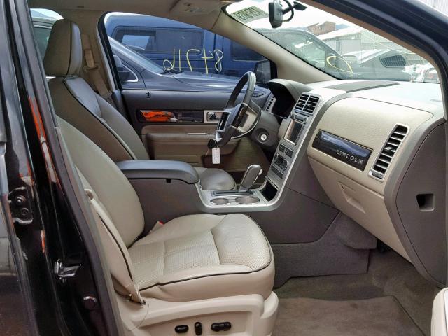 2LMDU88C68BJ18812 - 2008 LINCOLN MKX BLACK photo 5
