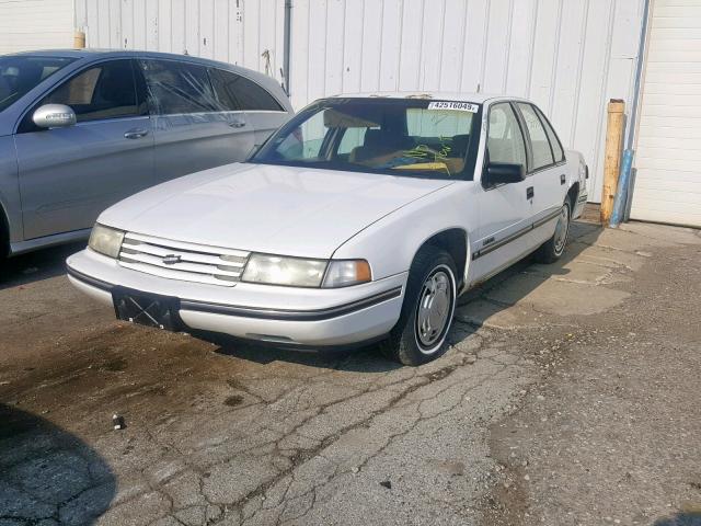 2G1WL54T5P9156045 - 1993 CHEVROLET LUMINA WHITE photo 2