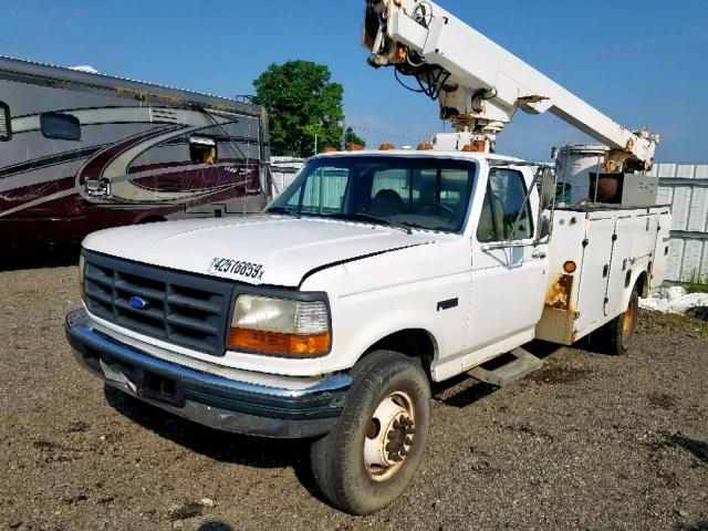 1FDLF47F4TEB76176 - 1996 FORD F SUPER DU WHITE photo 2