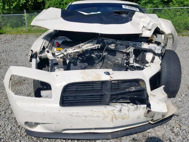 2B3KA33V09H584912 - 2009 DODGE CHARGER SX WHITE photo 9