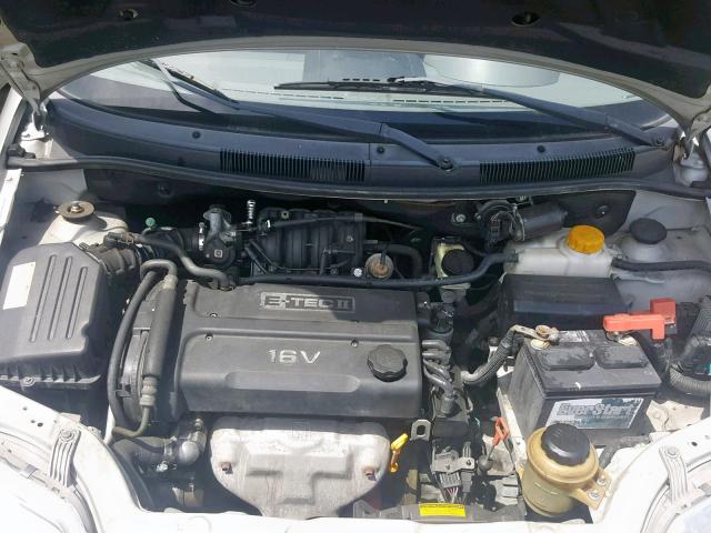 KL1TD62655B471294 - 2005 CHEVROLET AVEO BASE 银色 照片 7