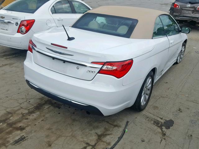 1C3BCBEB1DN511445 - 2013 CHRYSLER 200 TOURIN WHITE photo 4