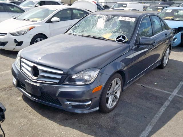 WDDGF4HB7DR294238 - 2013 MERCEDES-BENZ C 250 GRAY photo 2