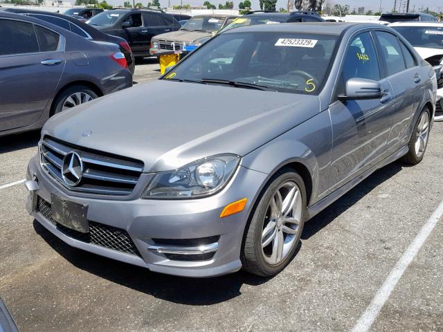 WDDGF4HB4EG212219 - 2014 MERCEDES-BENZ C 250 GRAY photo 2