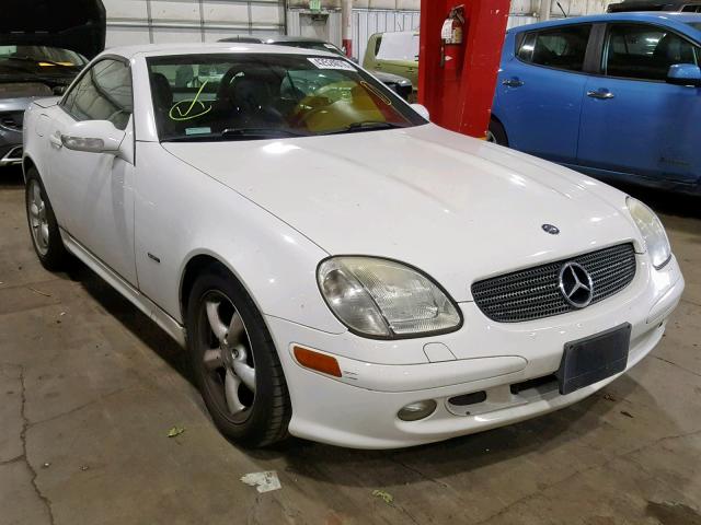 WDBKK65F21F205867 - 2001 MERCEDES-BENZ SLK 320 WHITE photo 1