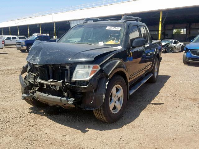 1N6AD07U86C473943 - 2006 NISSAN FRONTIER C BLACK photo 2