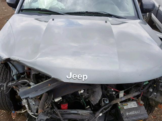 1J4NF1FB0BD218089 - 2011 JEEP COMPASS SP ნაცრისფერი ფოტო 7