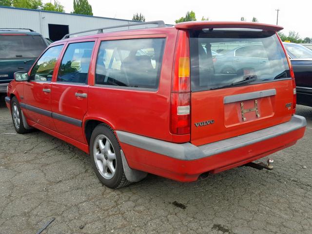 YV1LW5729V2312078 - 1997 VOLVO 850 T5 RED photo 3