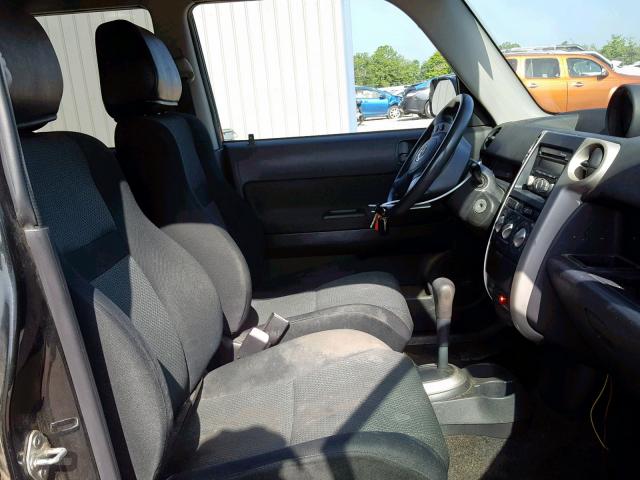 JTLKT324364070258 - 2006 TOYOTA SCION XB 黑色 照片 5