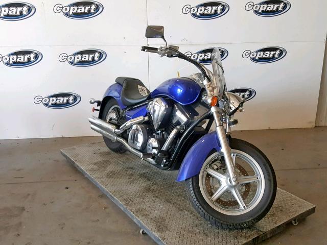 JH2SC6610GK600011 - 2016 HONDA VT1300 CR BLUE photo 1