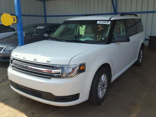 2FMGK5B84DBD05901 - 2013 FORD FLEX SE WHITE photo 2