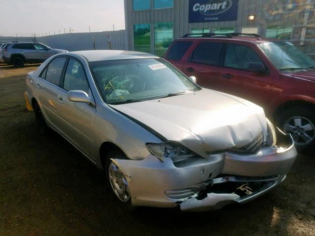 JTDBE32K420089584 - 2002 TOYOTA CAMRY LE SILVER photo 1