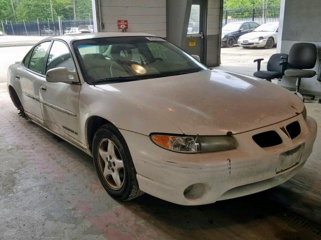 1G2WK52J52F114314 - 2002 PONTIAC GRAND PRIX WHITE photo 1