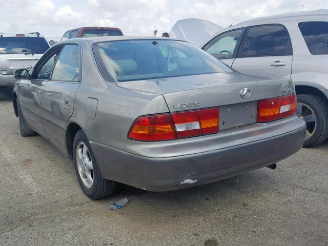 JT8BF28G8W0087044 - 1998 LEXUS ES 300 SILVER photo 3