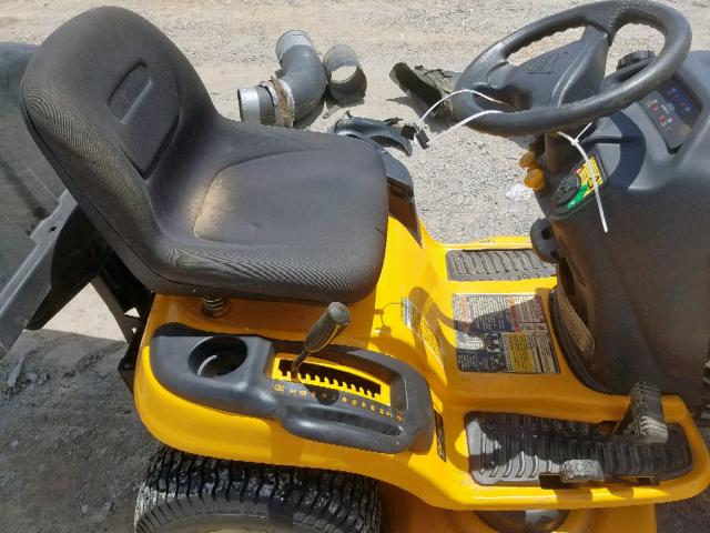 1L100H30273 - 2011 CUB LAWN MOWER TWO TONE photo 6