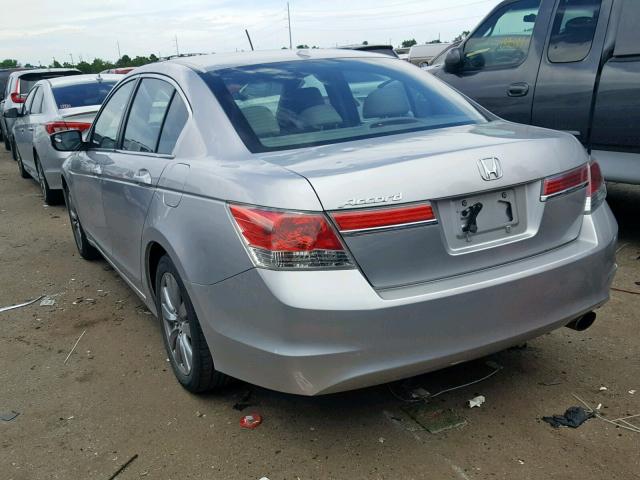 1HGCP2F87BA131054 - 2011 HONDA ACCORD EXL SILVER photo 3