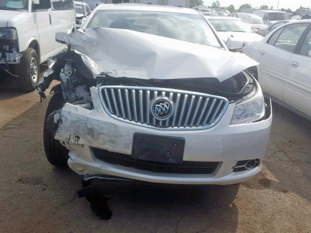 1G4GE5EDXBF278246 - 2011 BUICK LACROSSE C WHITE photo 7