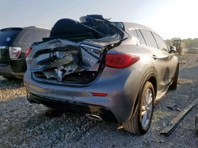 SJKCH5CP3HA036988 - 2017 INFINITI QX30 BASE GRAY photo 4