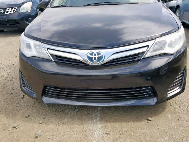 4T1BD1FK8EU140854 - 2014 TOYOTA CAMRY HYBR BLACK photo 9