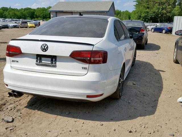 3VWB17AJ1GM400191 - 2016 VOLKSWAGEN JETTA SPOR WHITE photo 4