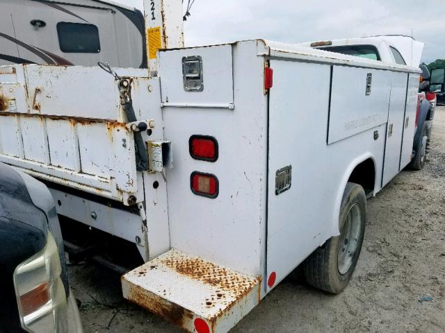 1FDAF56R49EA06868 - 2009 FORD F550 SUPER WHITE photo 4